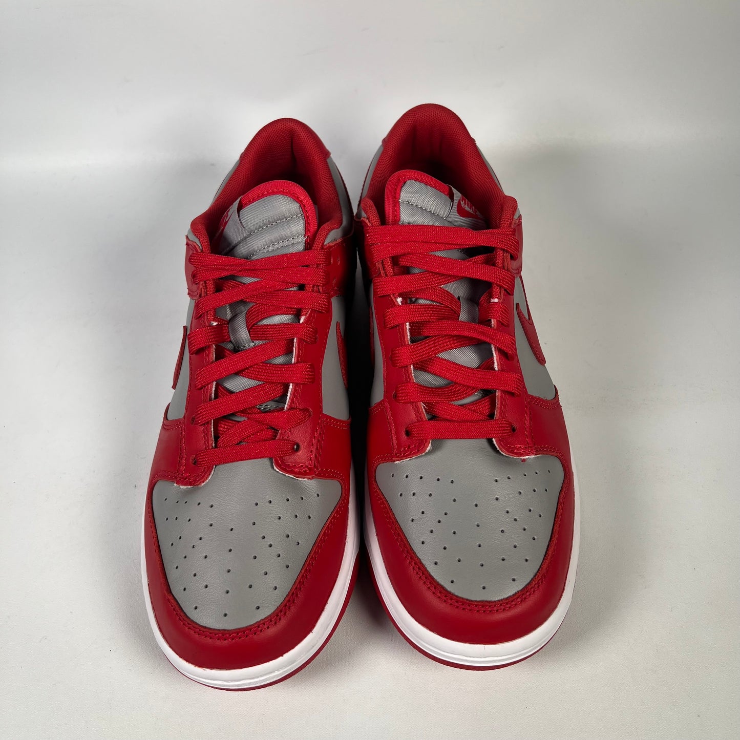 Nike Dunk Low UNLV (2021) Size 9.5 NEW s19919