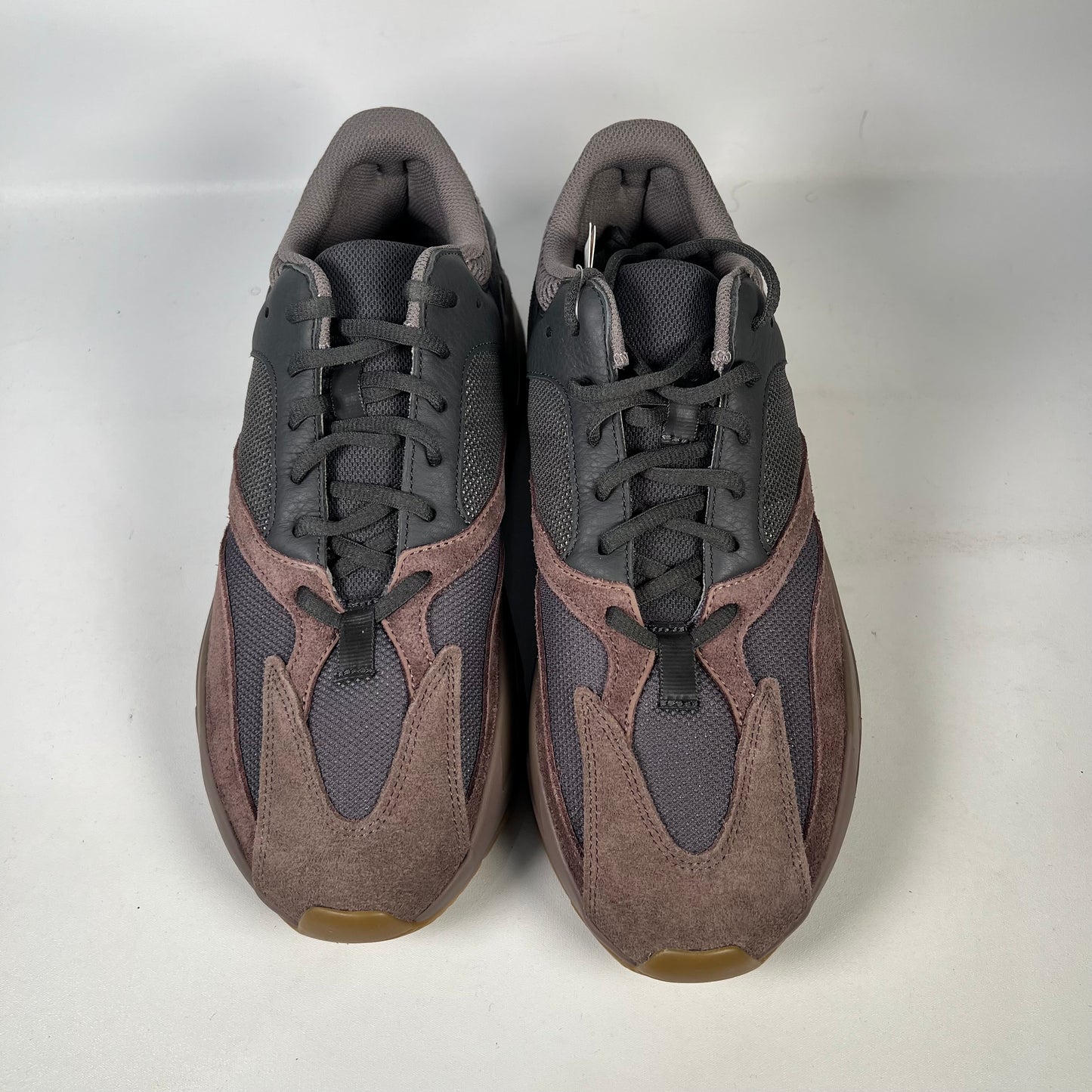 Yeezy 700 Mauve (2018) Size 12 NEW s20953