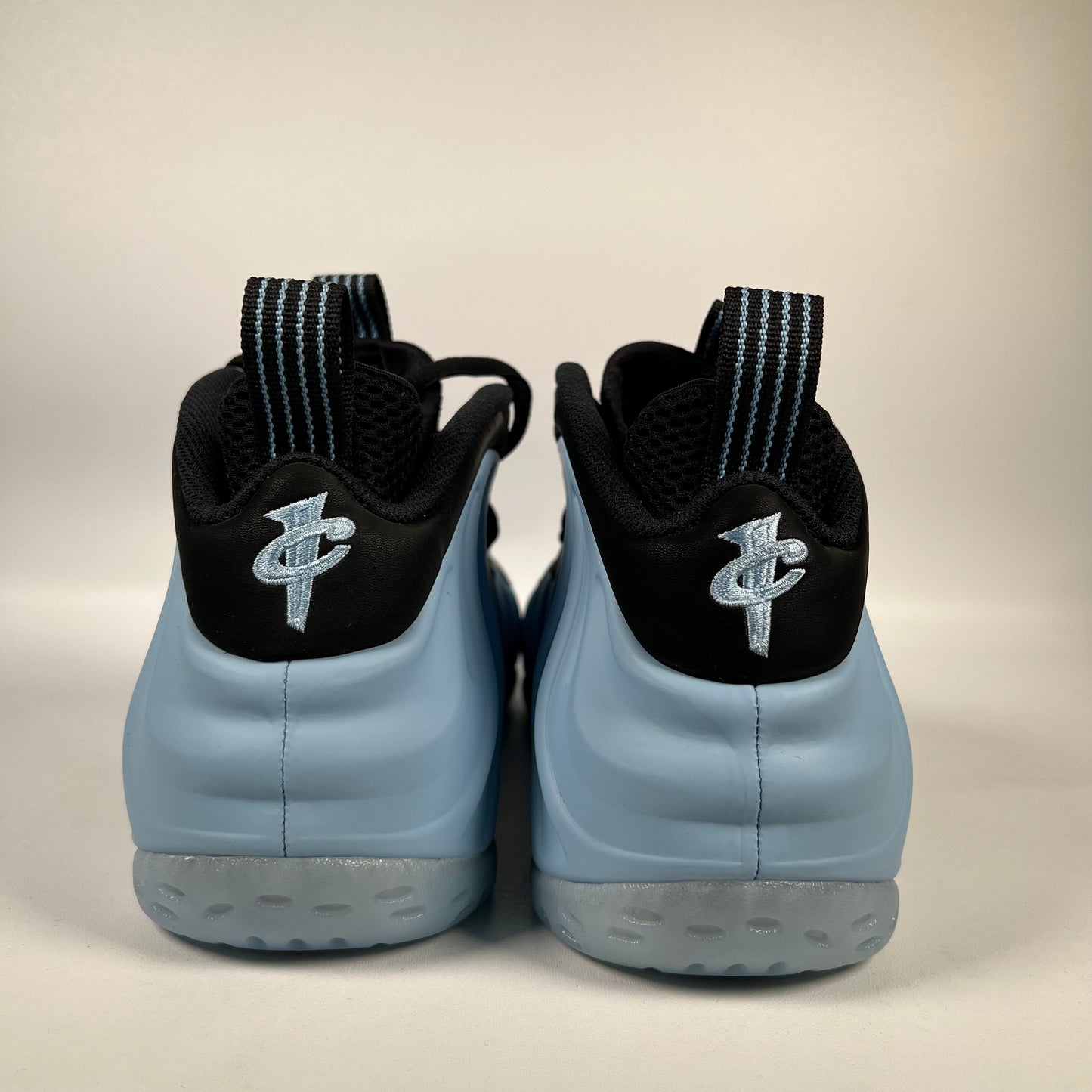 Nike Air Foamposite Psychic Blue Size 9 NEW s16197