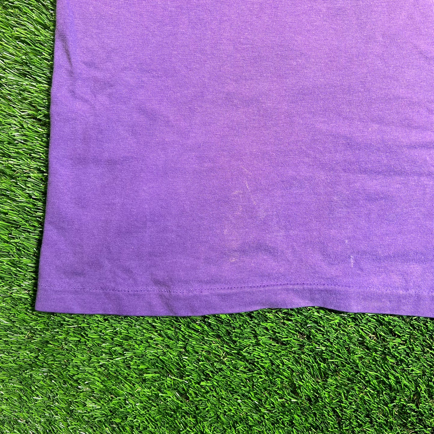 1990s Hard Rock Cafe Purple Tee Size Large USED v18891