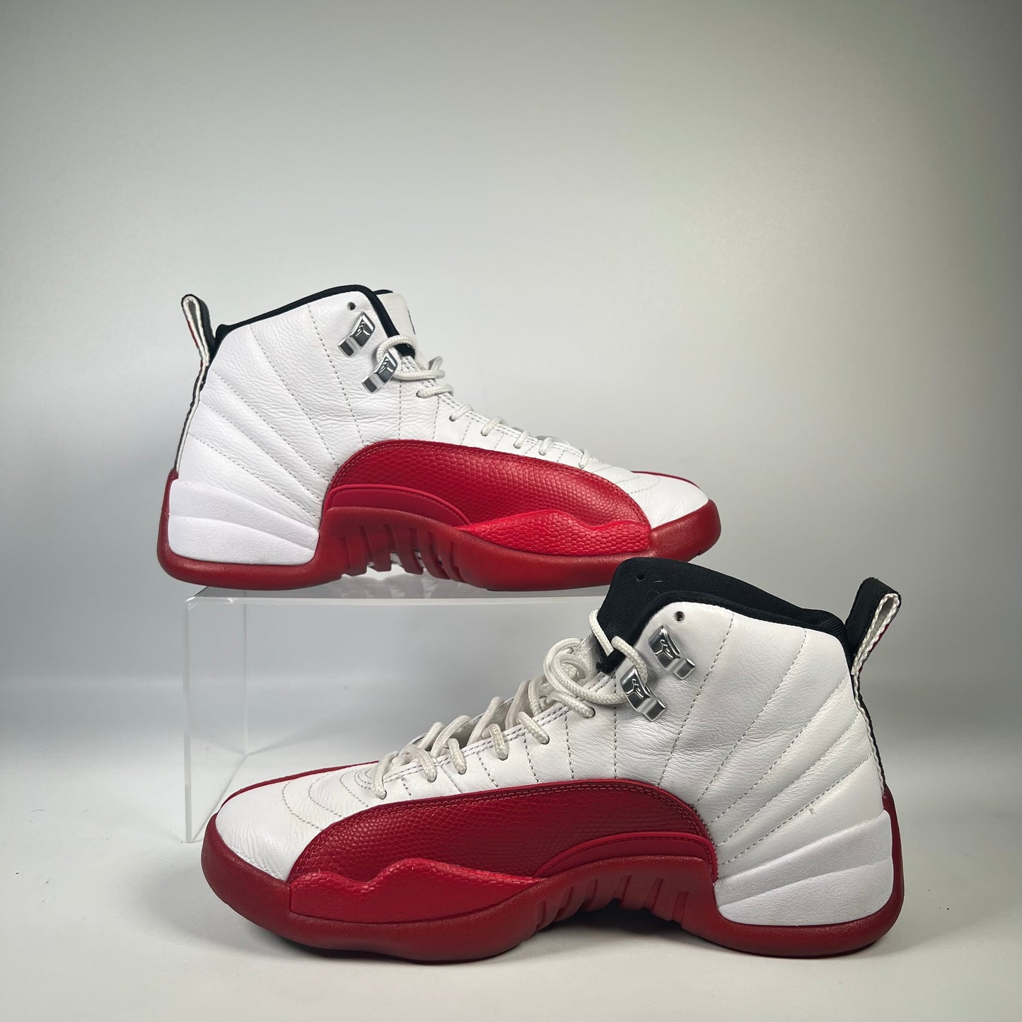 Jordan 12 Cherry (2023) Size 9 USED s19841