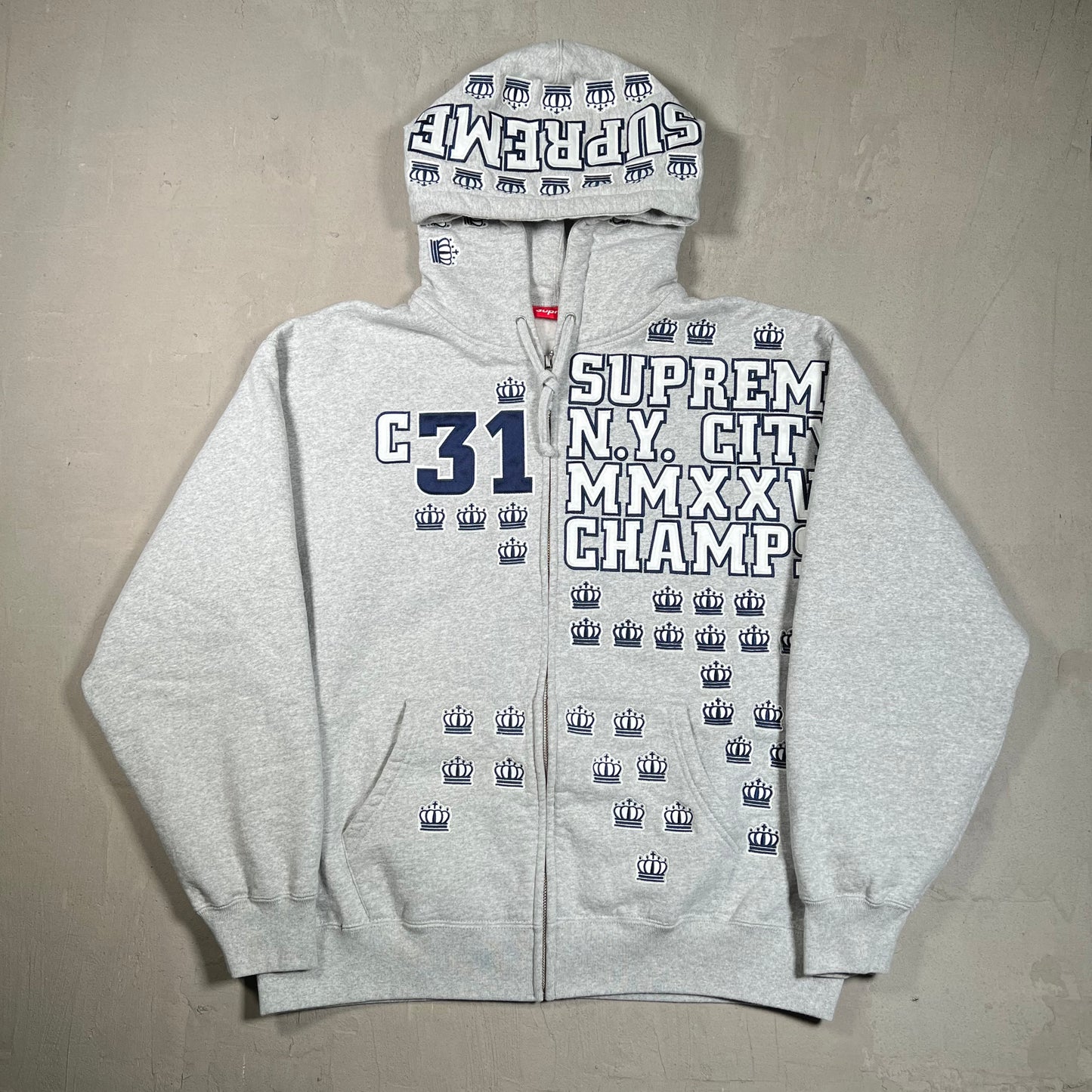 Supreme League Champs Grey Zip Up Hoodie Size Large USED x17400