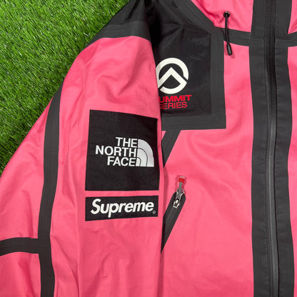Supreme North Face Pink Summit Series Outer Tape Jacket (2021) Size Large NEW x15821