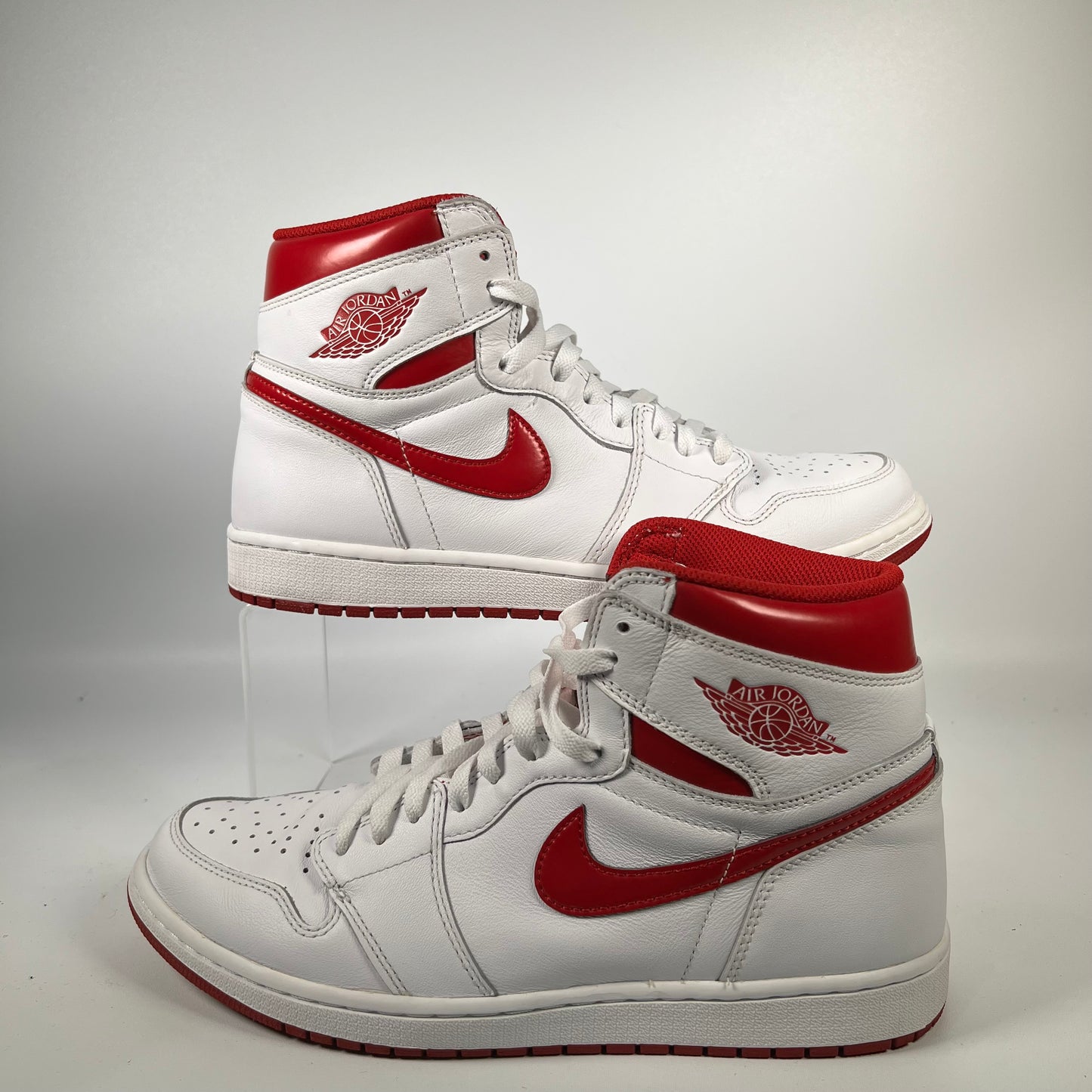 Jordan 1 High Metallic Red (2017) Size 11.5 USED s18599