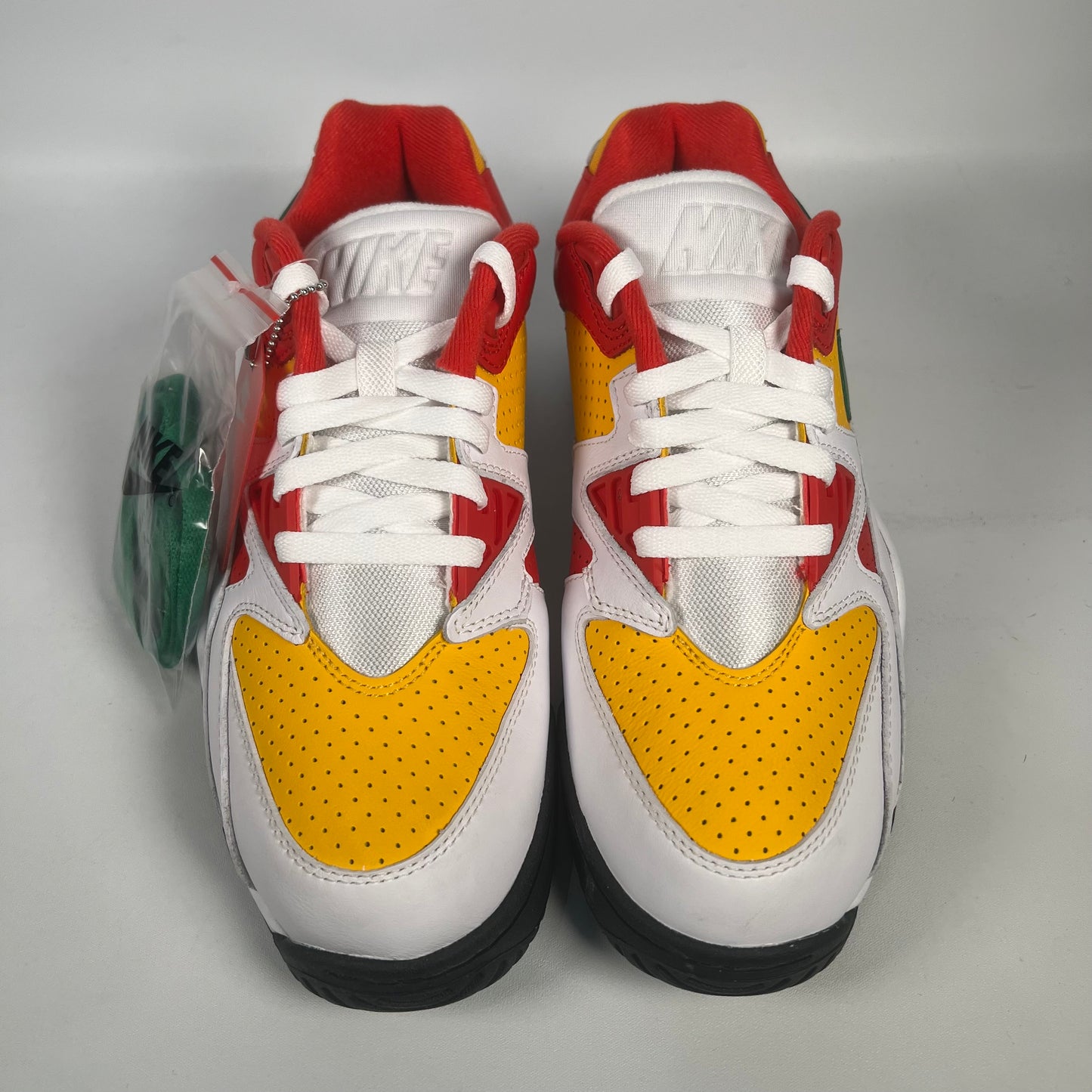 Nike Cross Trainer Low Supreme White Yellow Red (2021) Size 9.5 NEW s20388
