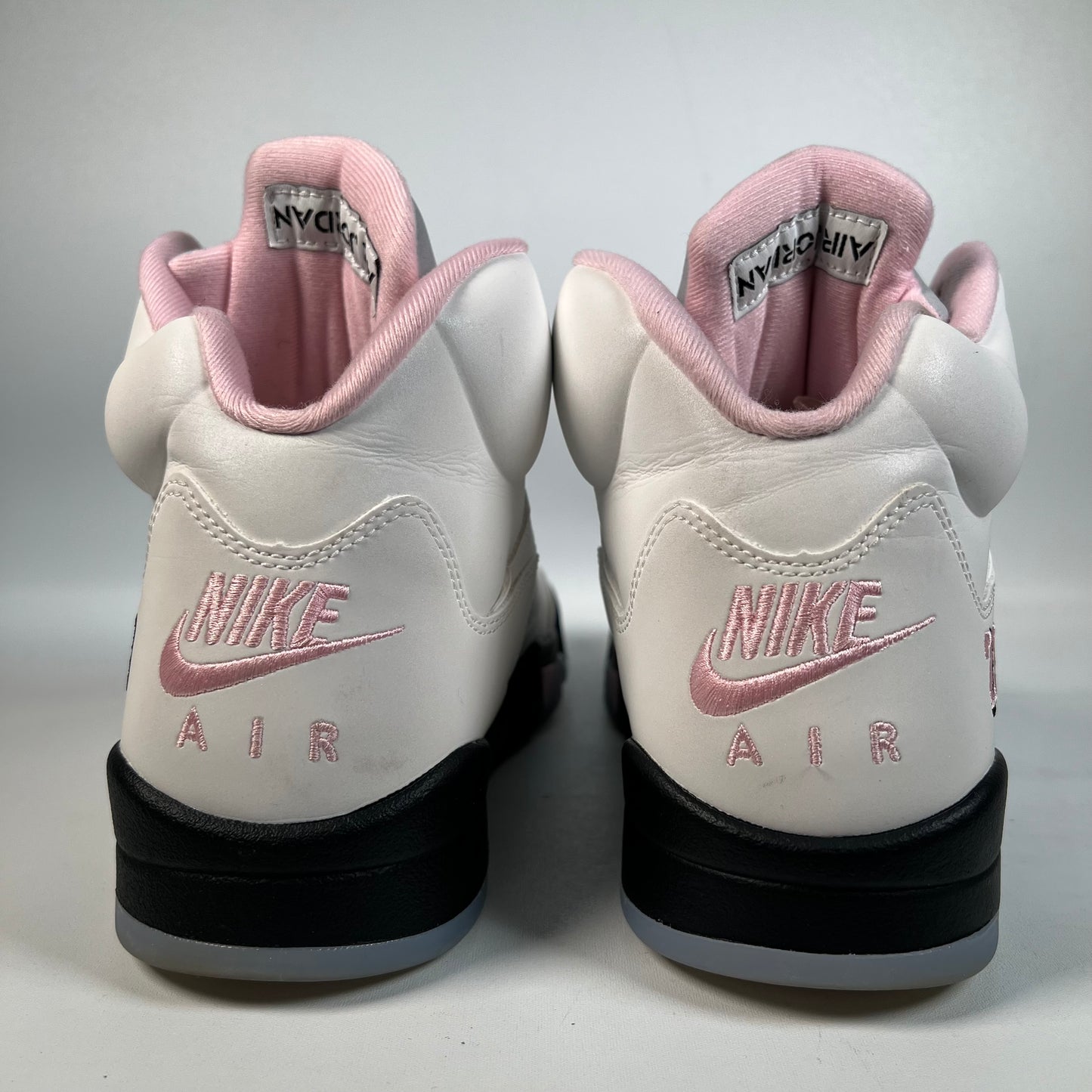 Jordan 5 Medium Soft Pink (2025) Size 10.5 USED s22368