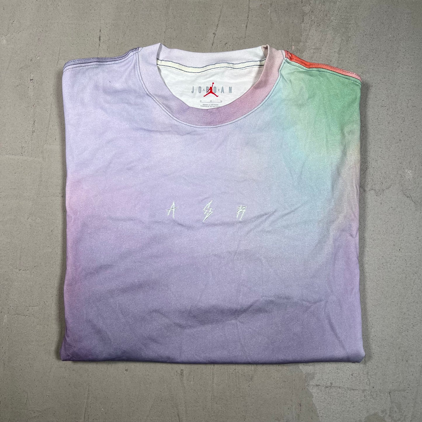Jordan J. Balvin Tie Dye Tee Size Medium NEW v19339