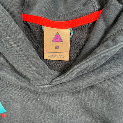 Nike ACG Black Pocket Logo Hoodie Size Small USED v16587