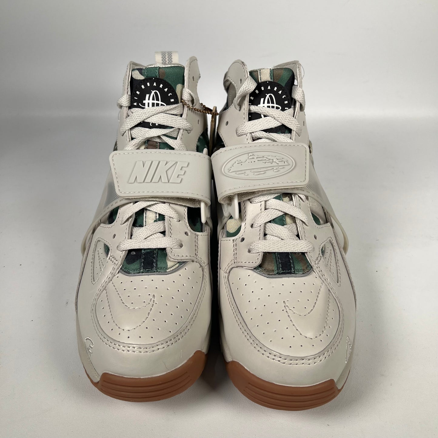 Nike Air Trainer Huarache Corteiz Light Bone New Size 8 S15226