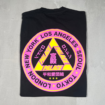 Palace Black City Tour Tee Size Small USED x17142