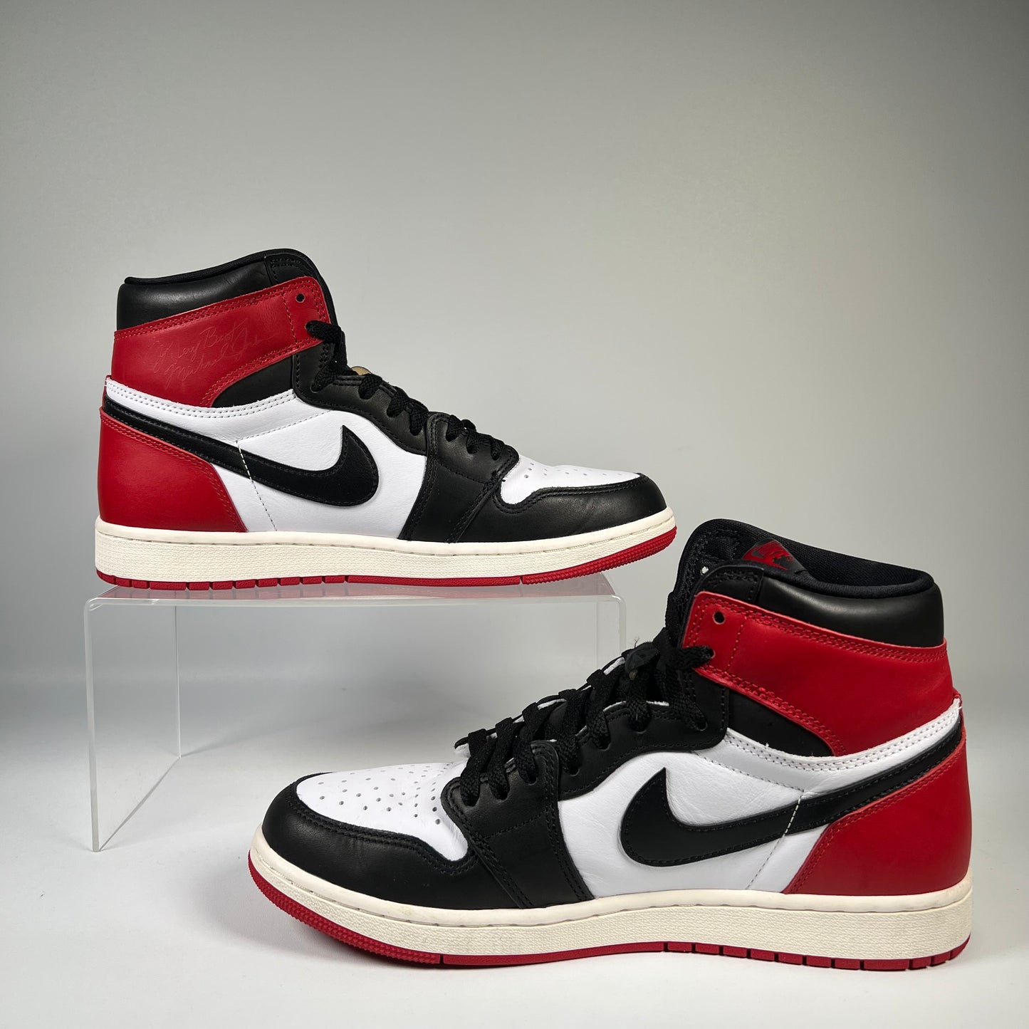 Jordan 1 Black Toe Reimagined (2025) Size 10 USED S19602