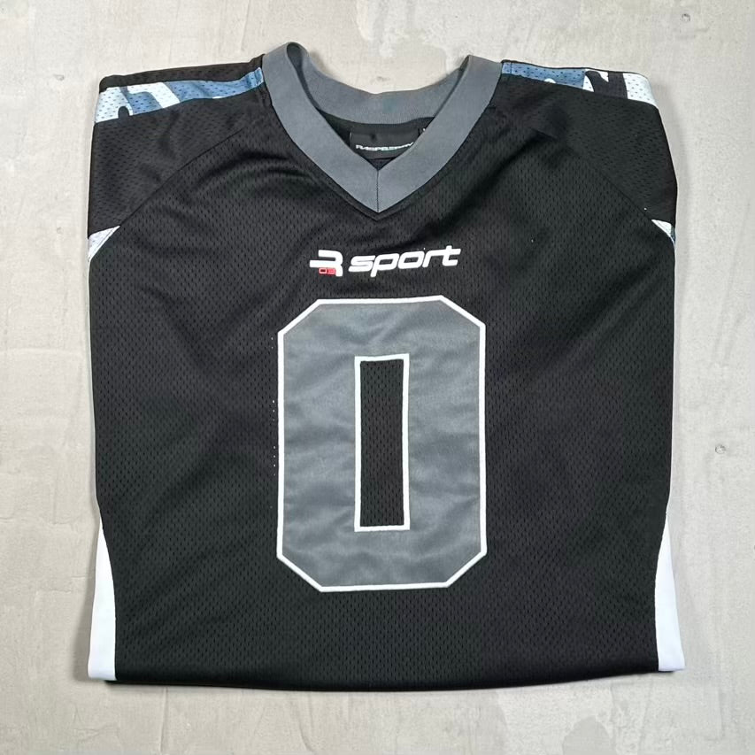 GV Gallery Raspberry Hills R Sport Black Jersey Size Medium USED x18791