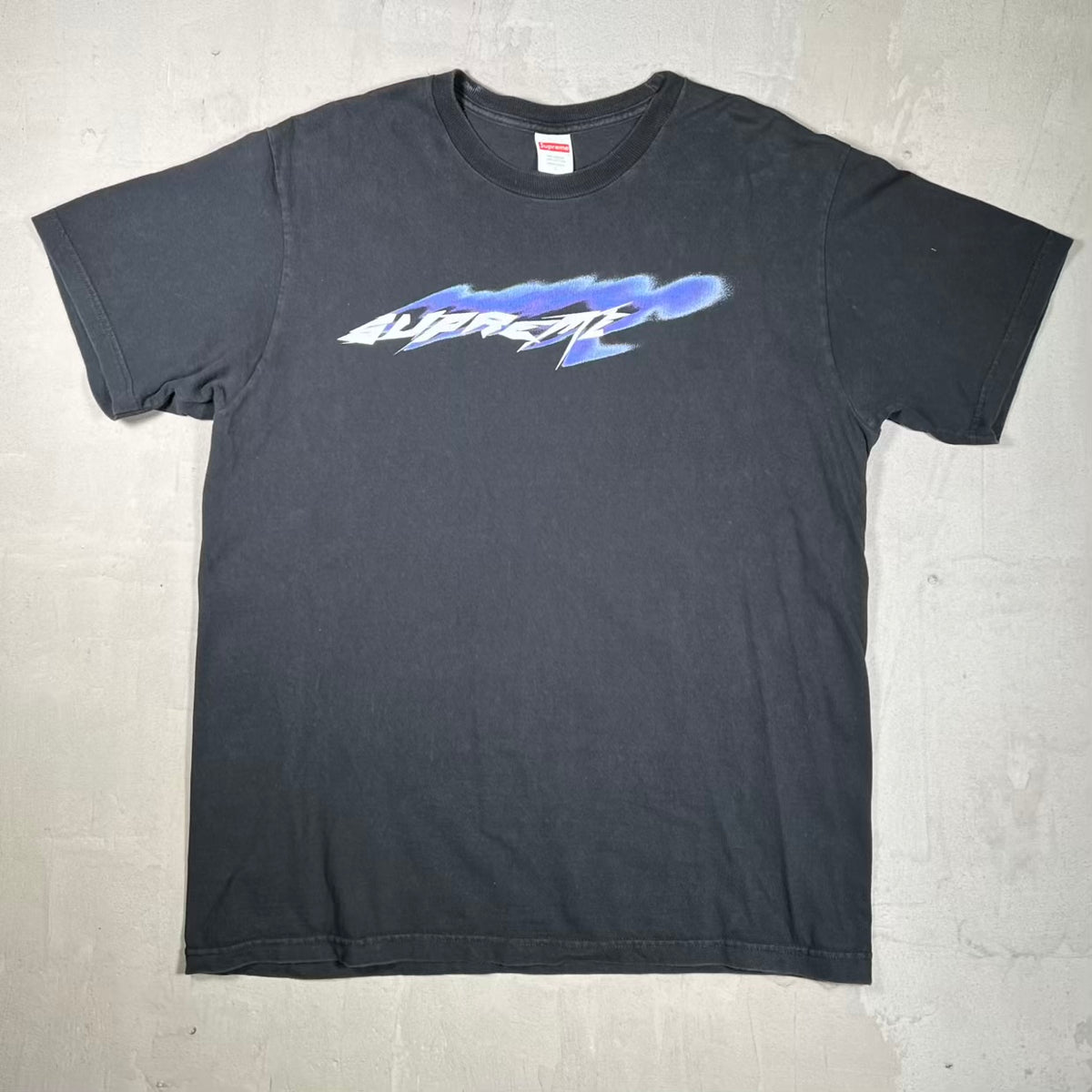 Supreme Wind Black/Purple Tee Size Large USED x18495