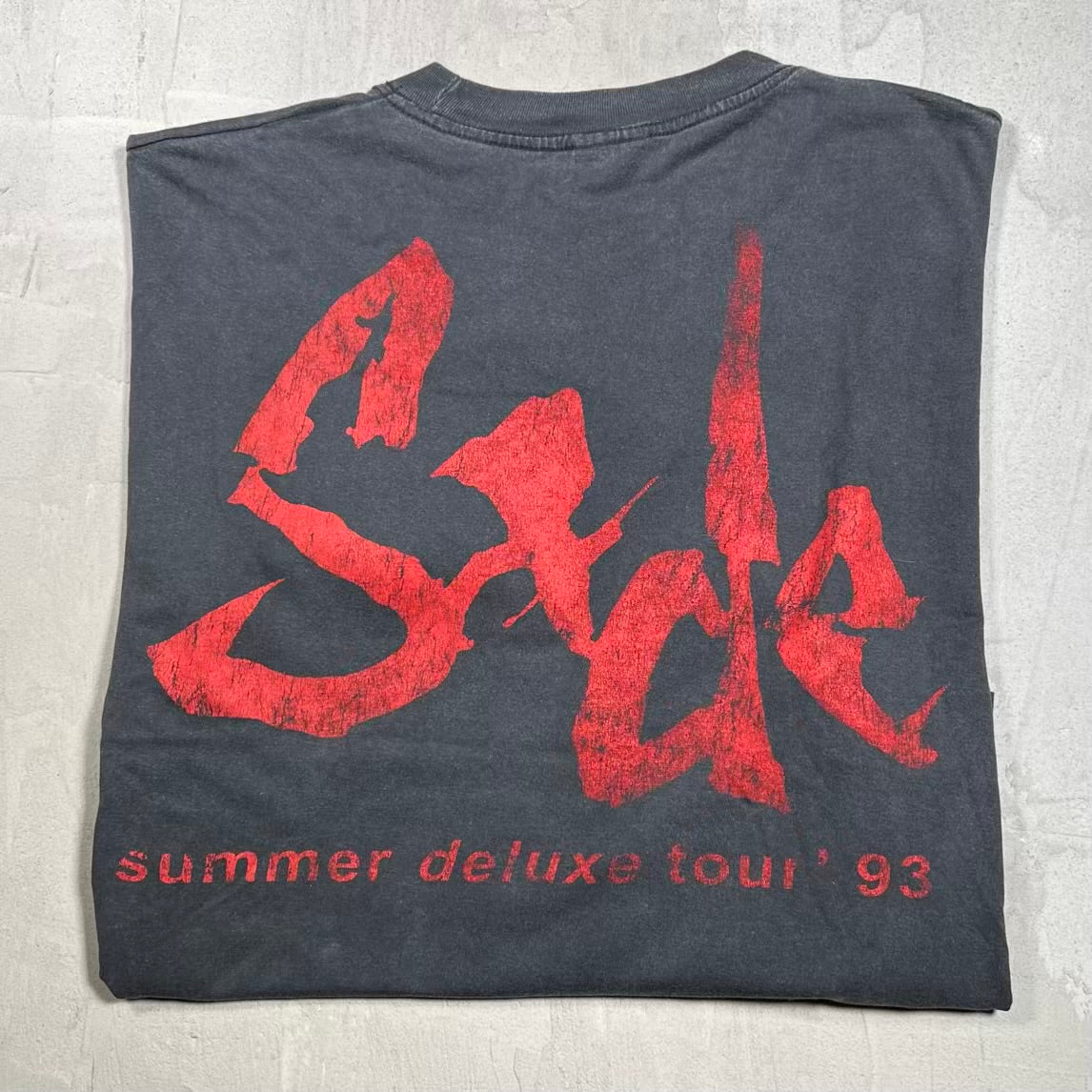 Sade "Love Deluxe" Washed Black Modern Boot Tee Size XL USED