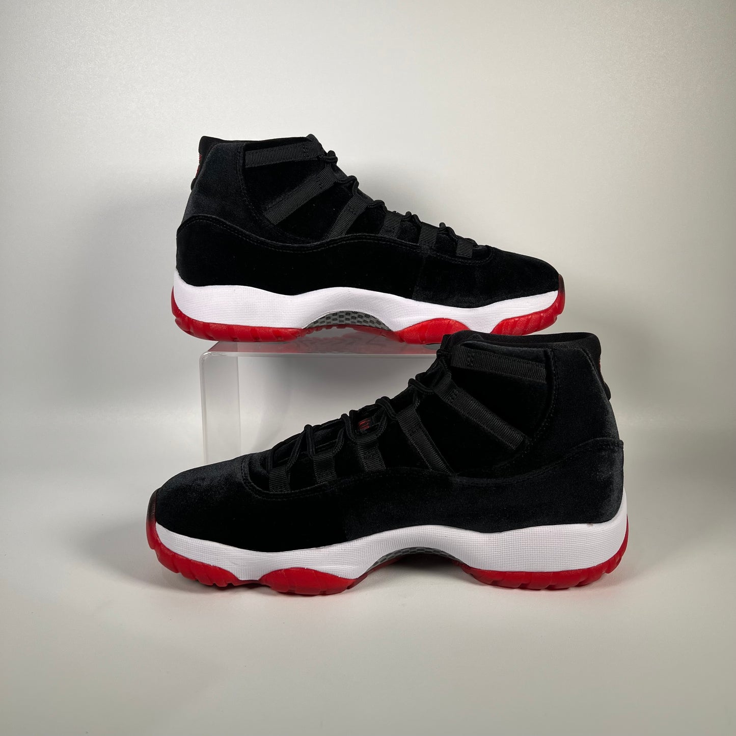 Jordan 11 Velvet Bred Size 9.5M/11W NEW s17461