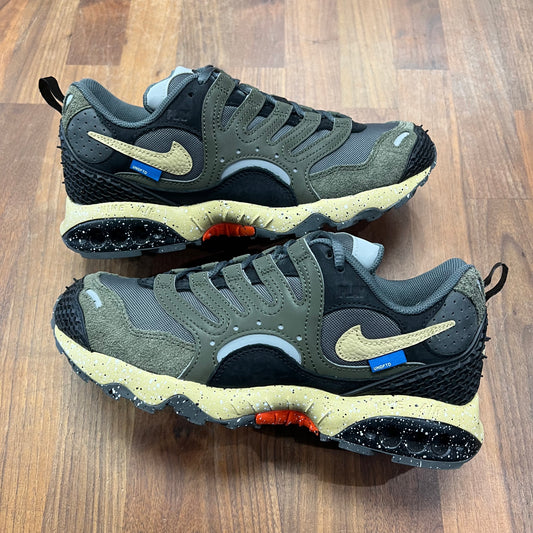 Nike Air Terra Humara Undefeated Cargo Khaki Size 9 USED s16234