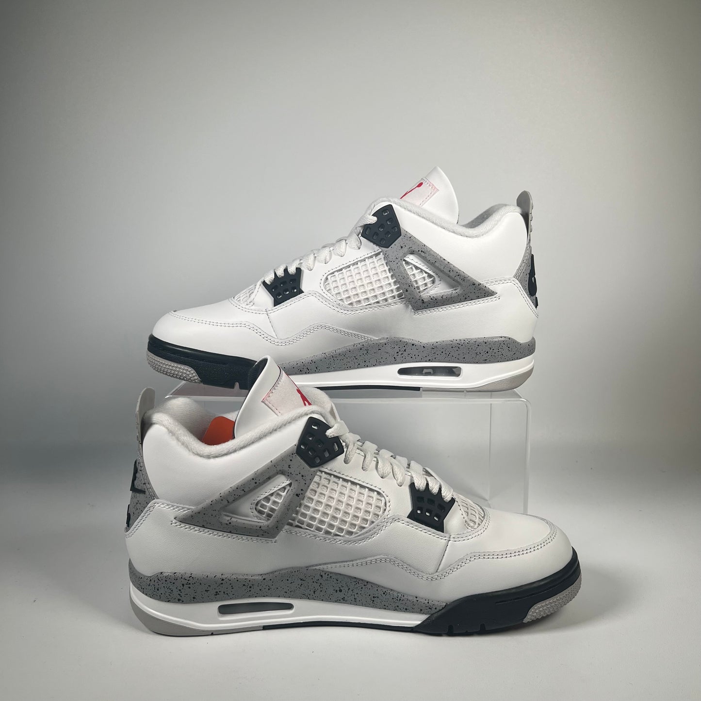 Jordan 4 White Cement (2025) Size 8.5 NEW s18518