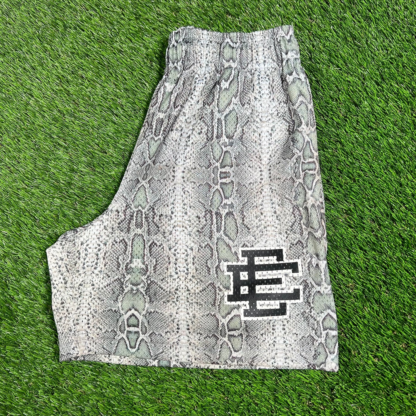 Eric Emanuel Black Logo/Snakeskin Shorts Size Small USED x14691
