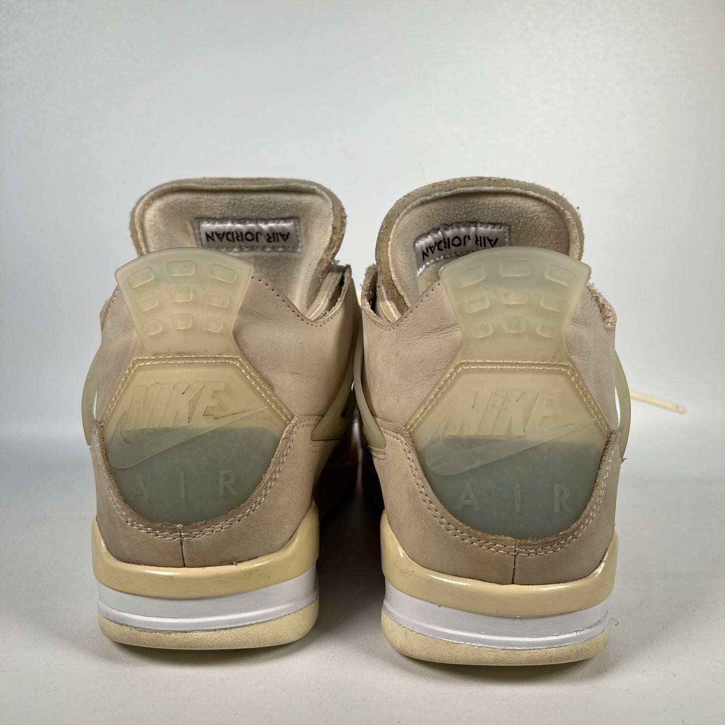 Jordan 4 Off White Sail Size 7.5m / 9w USED s15717