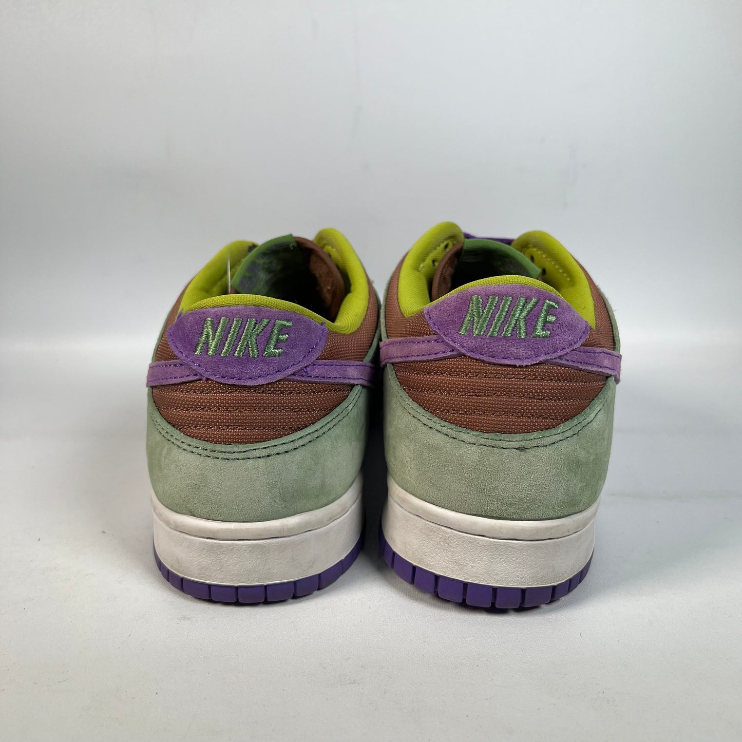 Nike Dunk Low Veneer (2024) Size 9 USED s21960