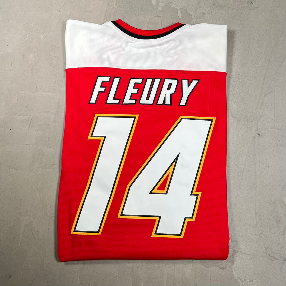 Calgary Flames Fleury Hockey Red/White Jersey Size XL USED v20370