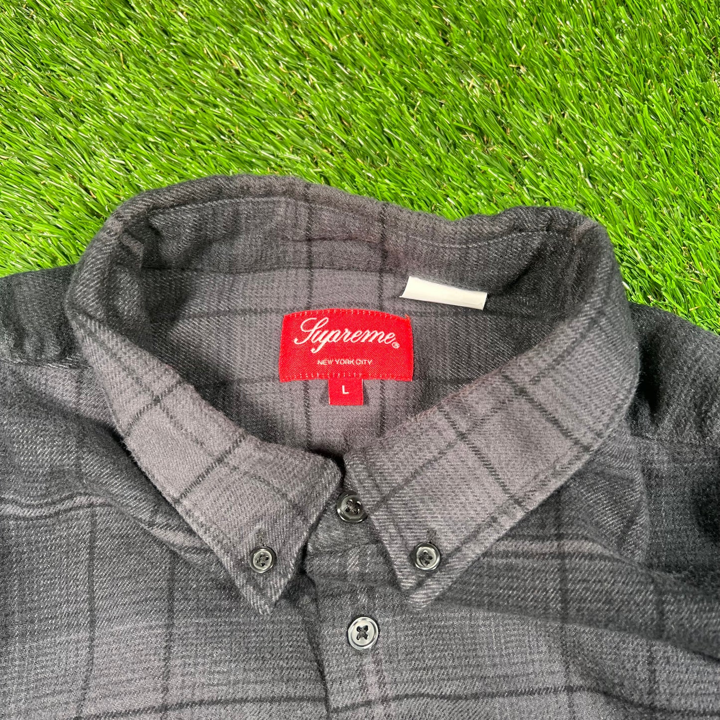 Supreme Shadow Plaid Flannel Black Size Large USED x15898
