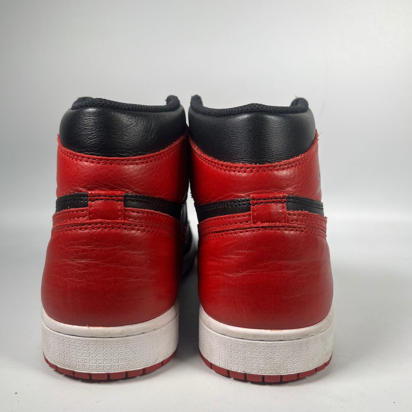 Jordan 1 Bred Banned (2016) Size 9 USED s19840