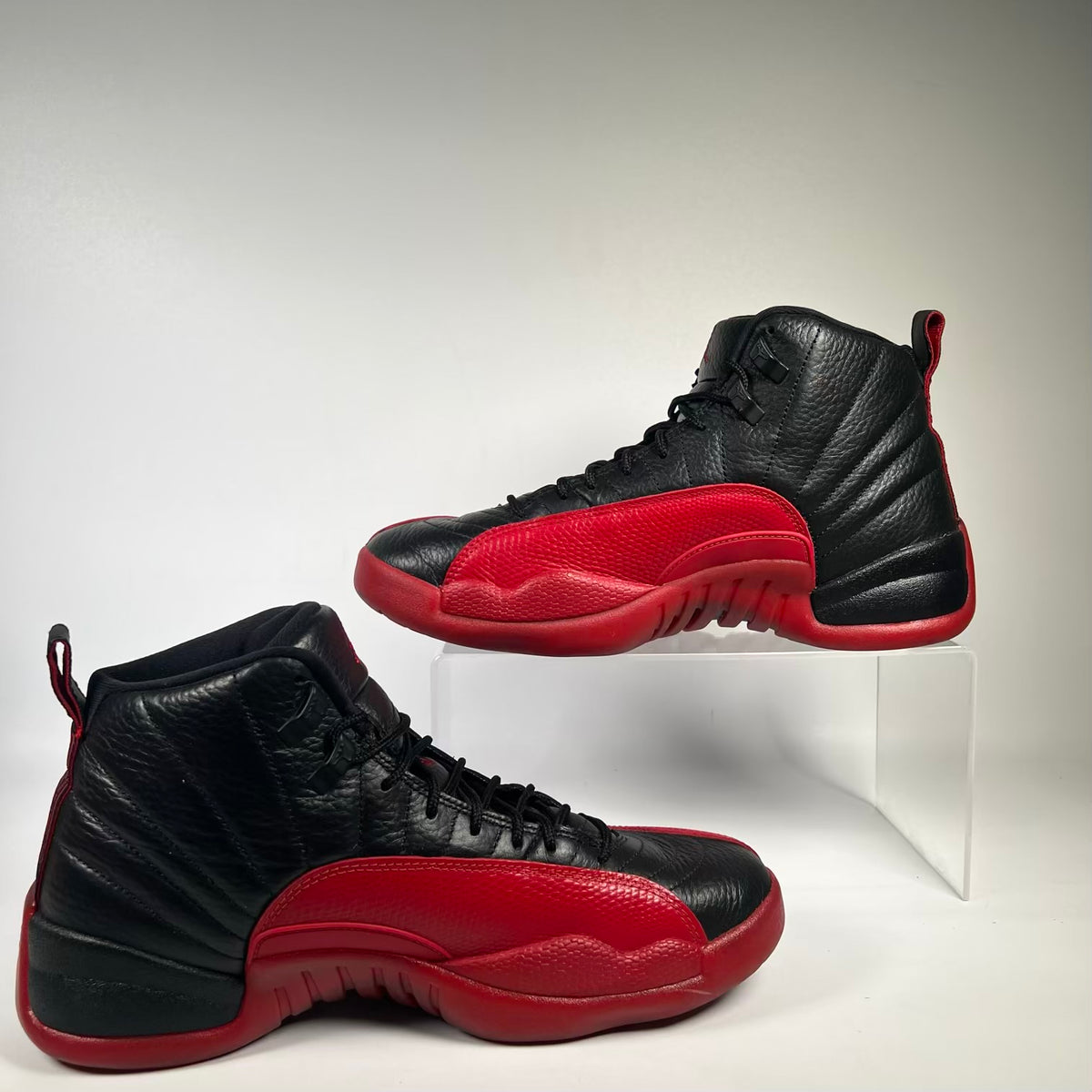 Jordan 12 Flu Game (2025) Size 9.5 USED s23818