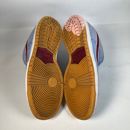 Nike SB Dunk Low Phillies (2021) Size 11 USED s22296