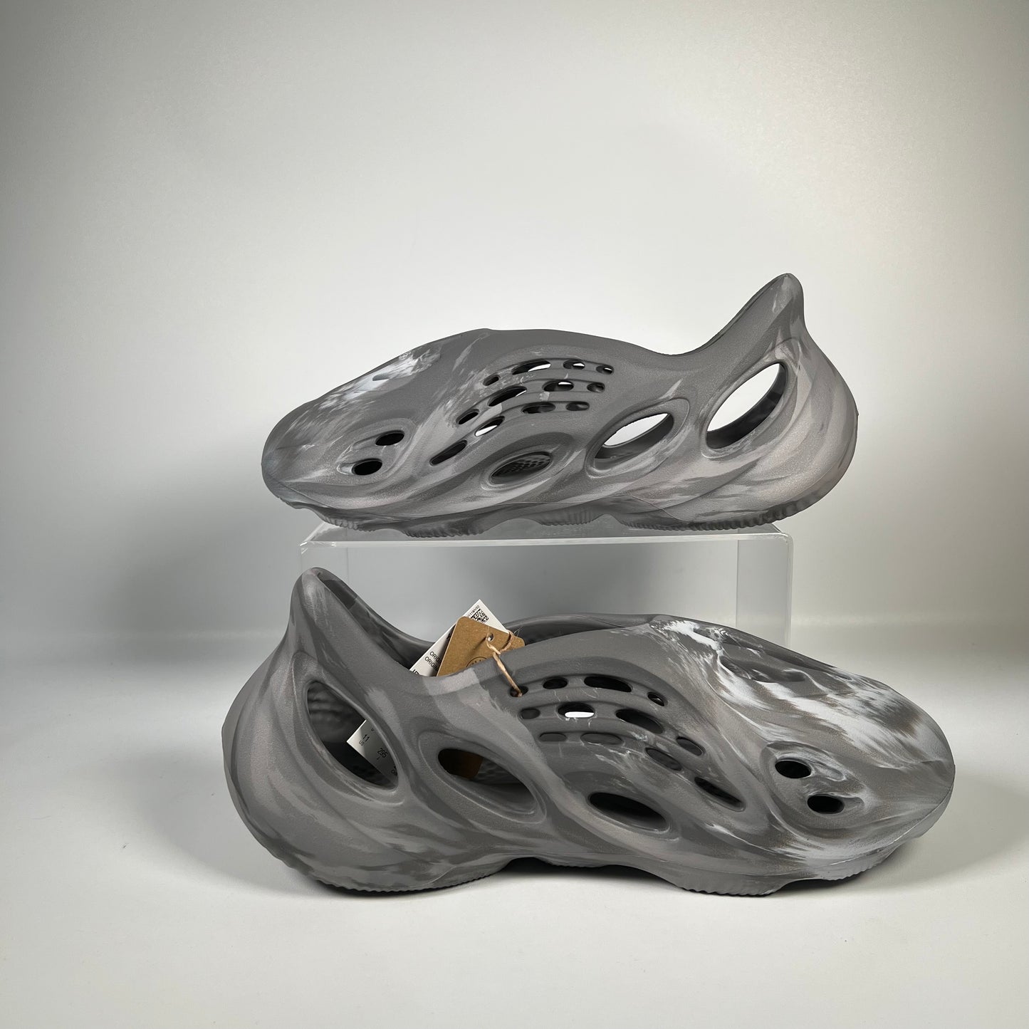 Adidas Yeezy Foam Runner MX Granite Size 11 NEW s16918