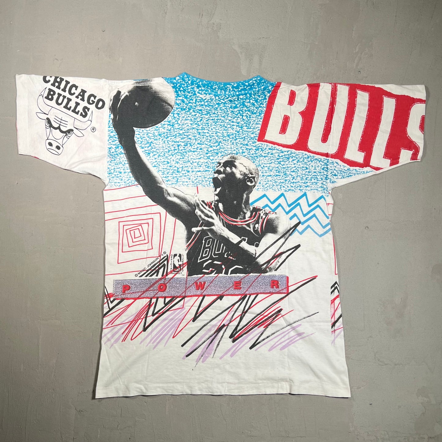 Michael Jordan Magic Johnson Tag Full Print White/ Blue Size Medium USED v5170