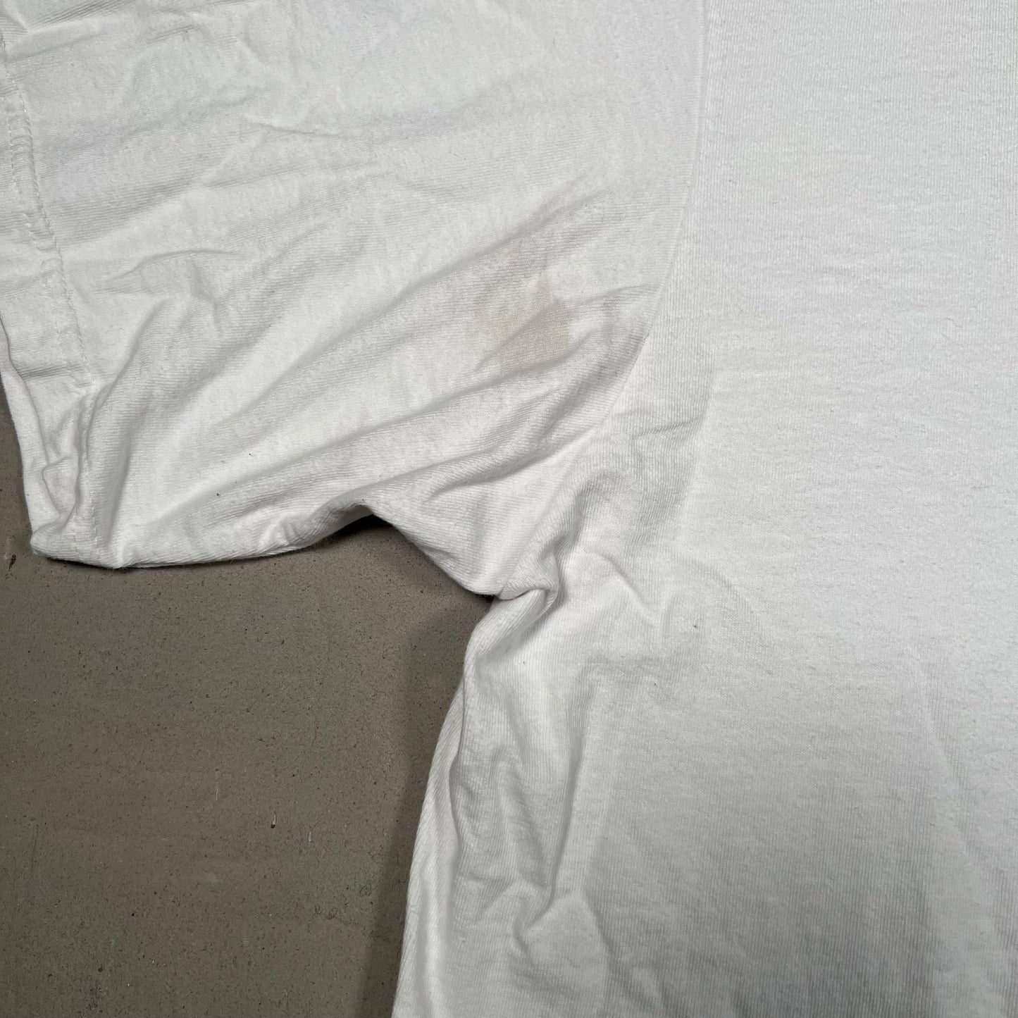 Supreme Tunnel White Tee Size XXL USED x17604