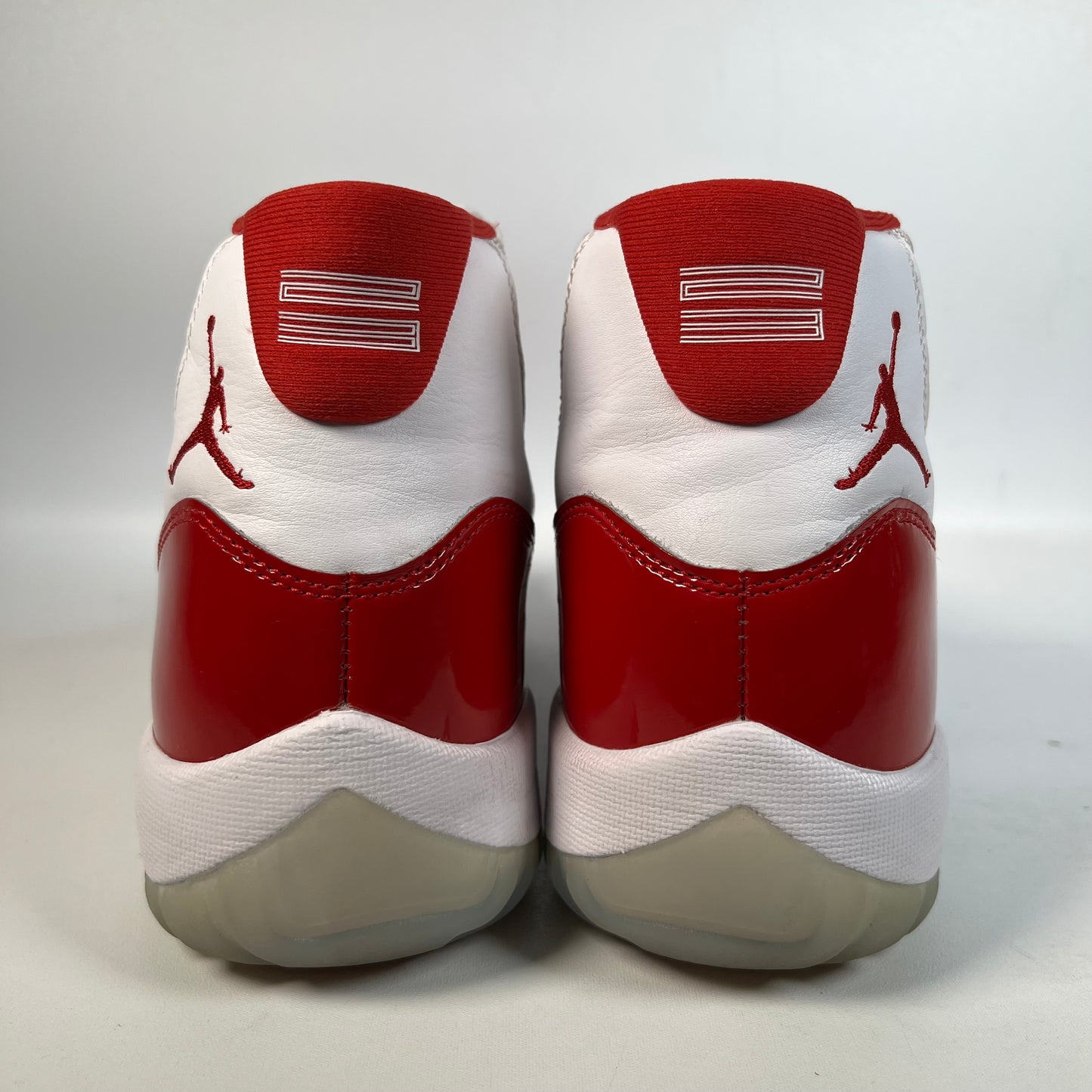 Jordan 11 Cherry (2022) Size 9.5 USED s21806