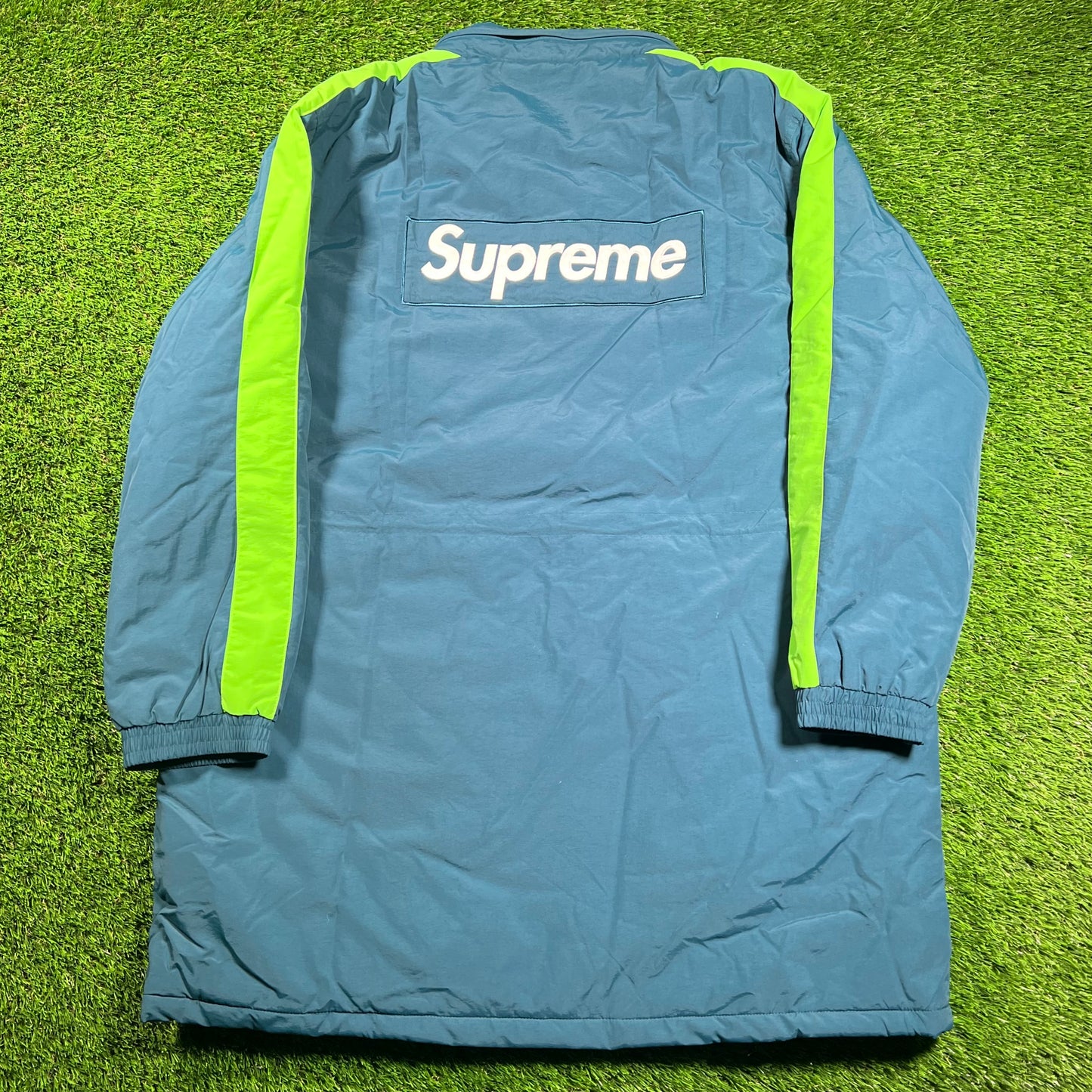 Supreme Stadium Blue/Teal Parka (2017) Size XL USED x16209
