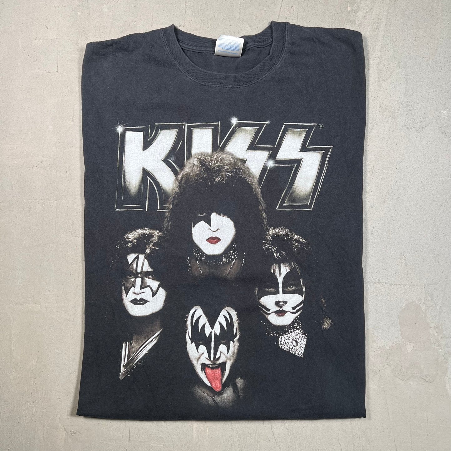 Y2K Kiss 4 Faces Flaming Guitar Black Tee Size XXL USED v19358