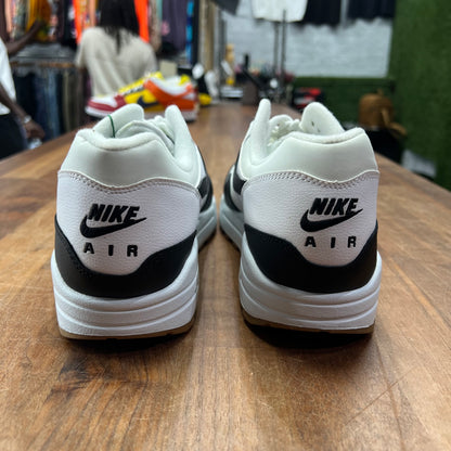 Nike Air Max 1 SE White Black Gum Size 10.5 NEW s17082