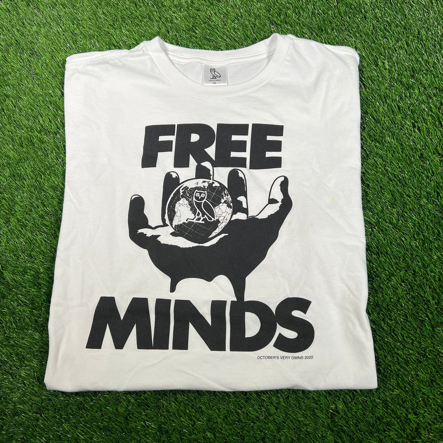 OVO White "Free Minds" Tee Size XL USED x15564