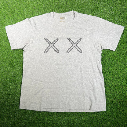 Kaws Uniqlo Double X Grey Tee Size Large USED x15683