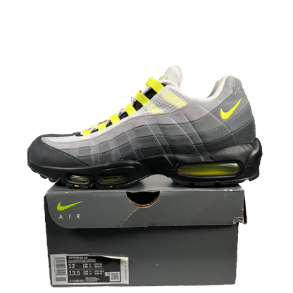 Nike Air Max 95 Neon (2020) Size 12 USED s19428