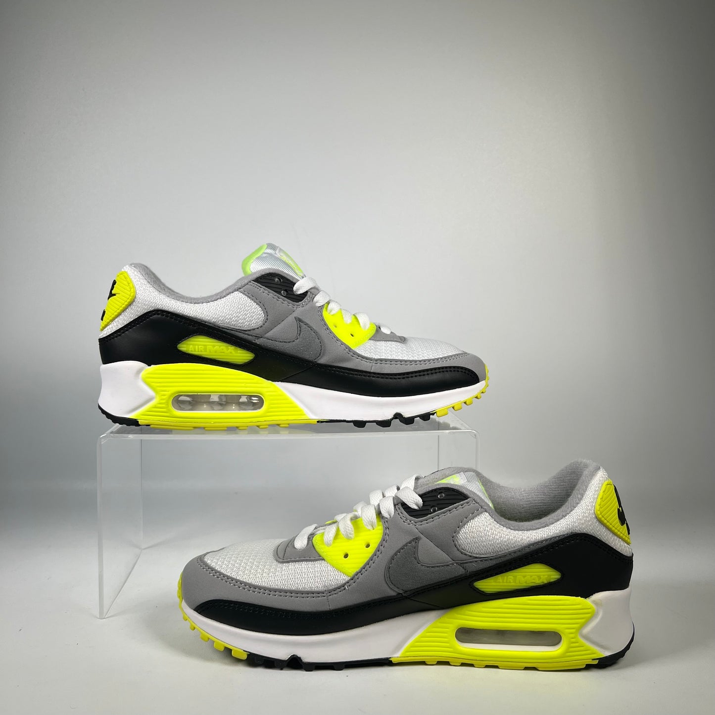 Nike Air Max 90 Volt (2020) Size 8.5 NEW s20801
