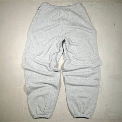 GV Gallery Greedy Unit Grey Sweatpants Size Small NEW x17192