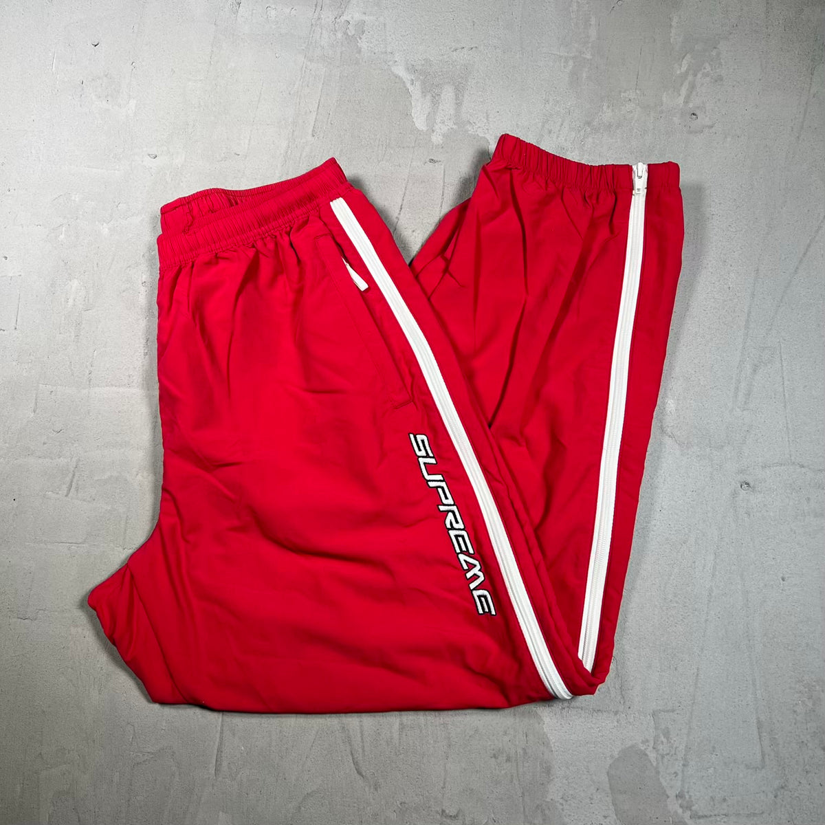 Supreme Contrast Zip Warm Up Pant Red (2025) Size Medium USED x18787