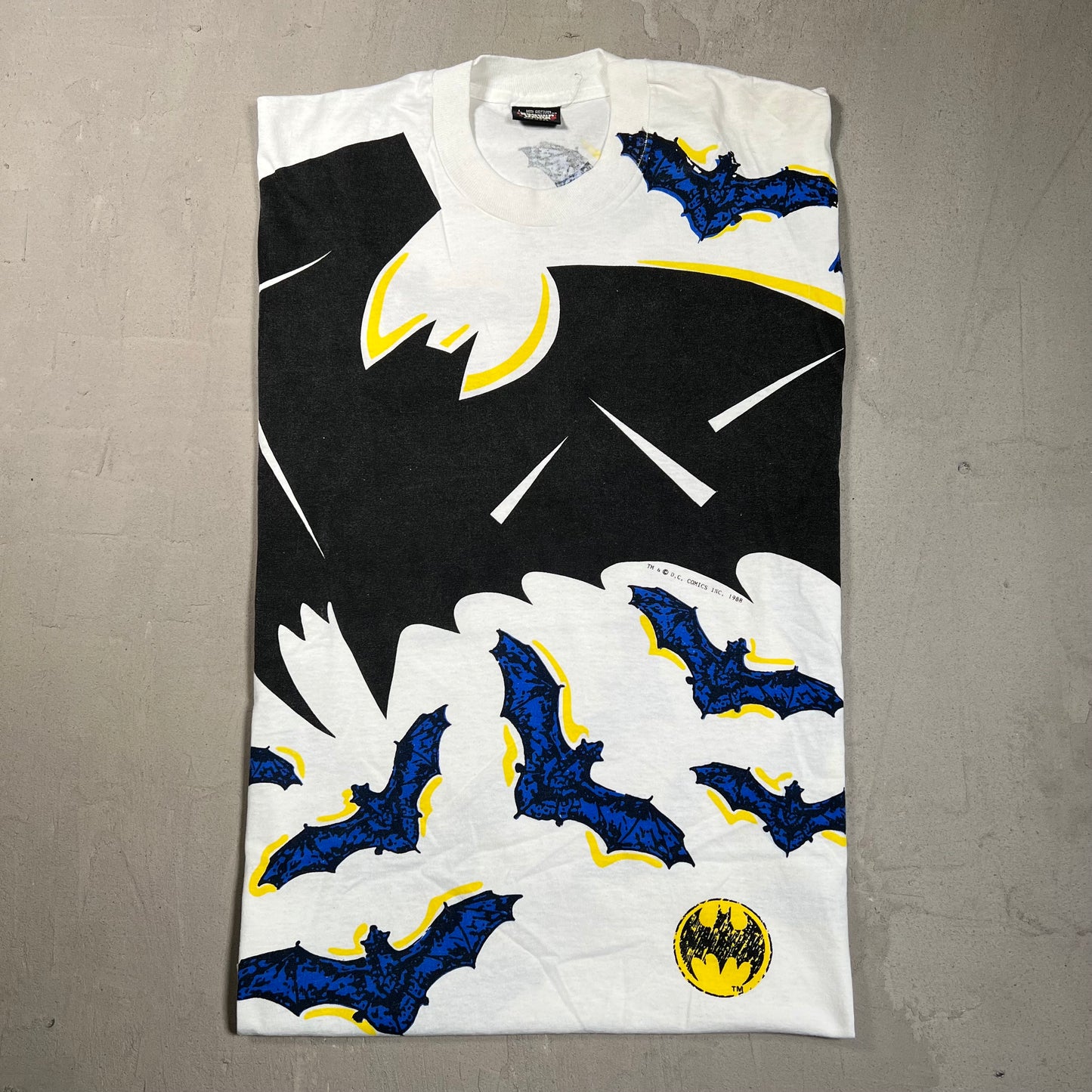 Batman full print bats 1988 print screen star Tee Size Large USED v3319