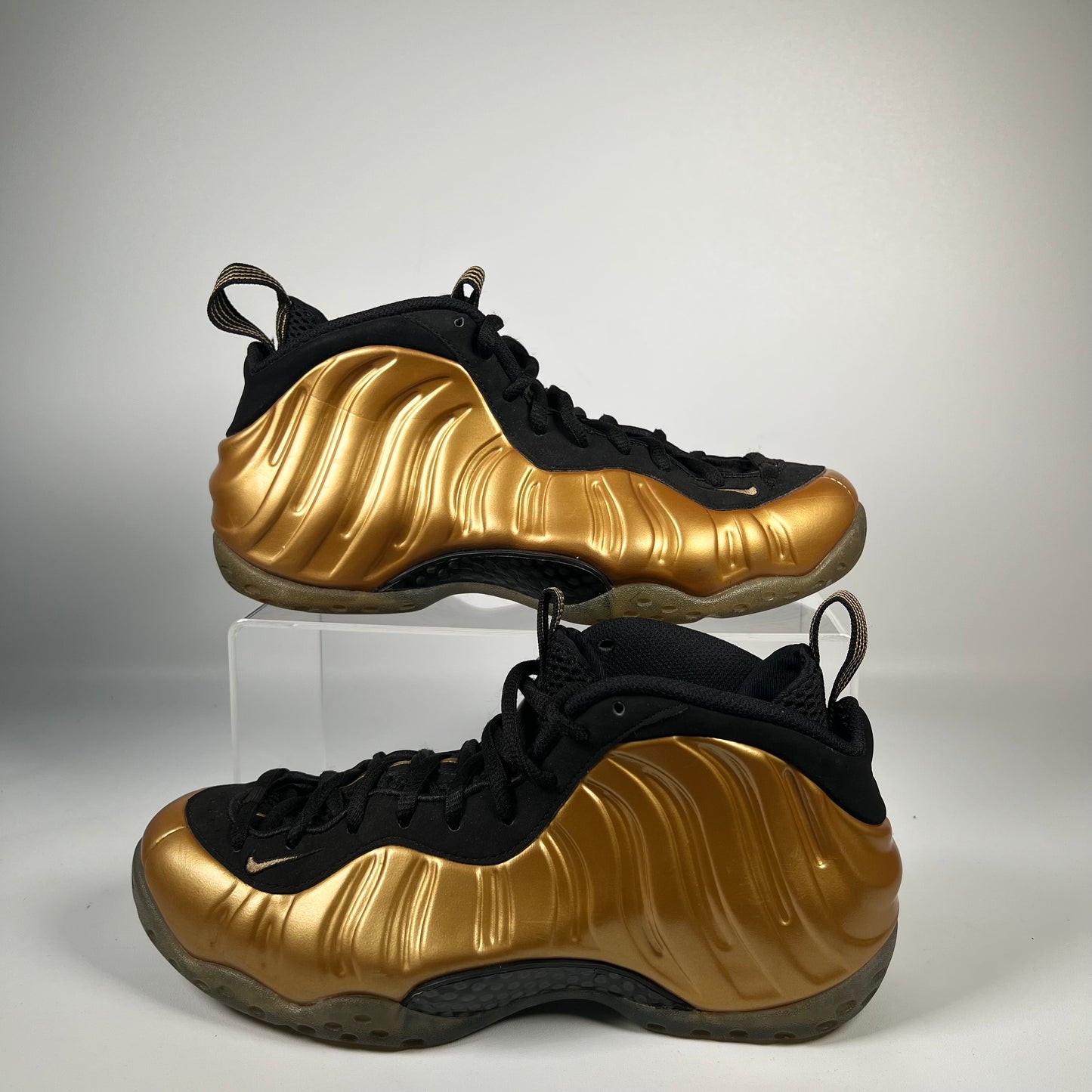 Nike Air Foamposite One Metallic Gold (2015) Size 8 USED s18495
