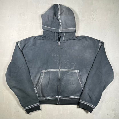 GV Gallery Raspberry Hills Black Skunk Zip Up Hoodie Size Small USED x18910