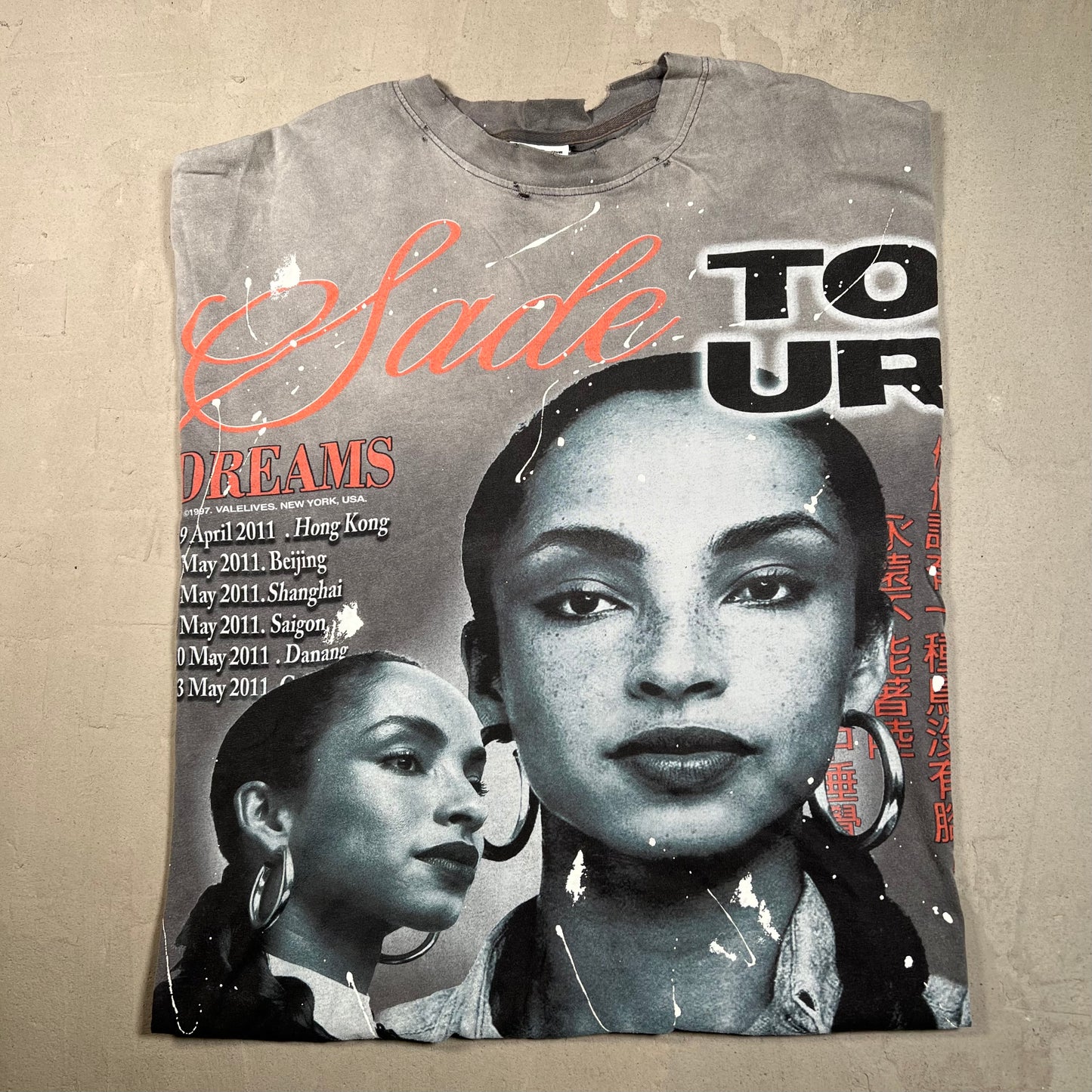 Vale Sade Dreams Washed Grey Tee Size Medium NEW x17526