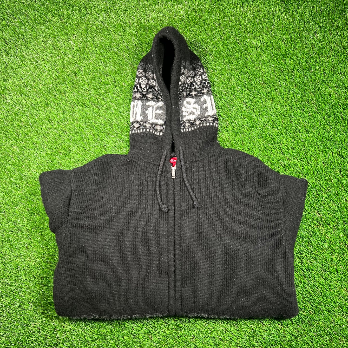 Supreme Black Beaded Zip Up Hoodie (2025) Size Small USED x16728