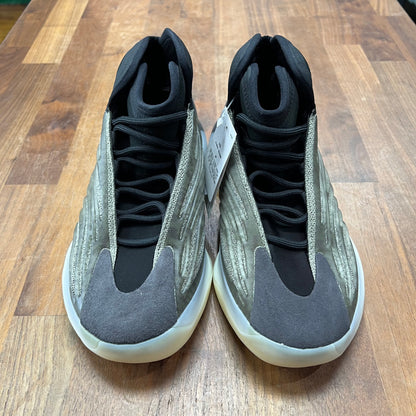 Yeezy QNTM Barium Size 8 NEW s17347