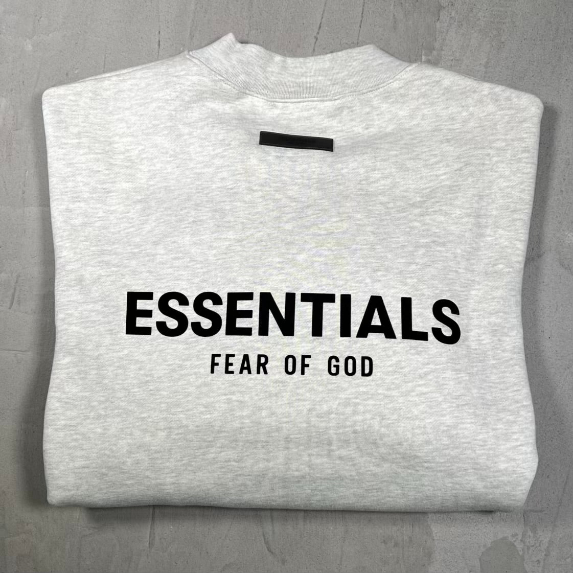 Fear of God FOG Essentials Grey Crewneck Size Large USED x18614