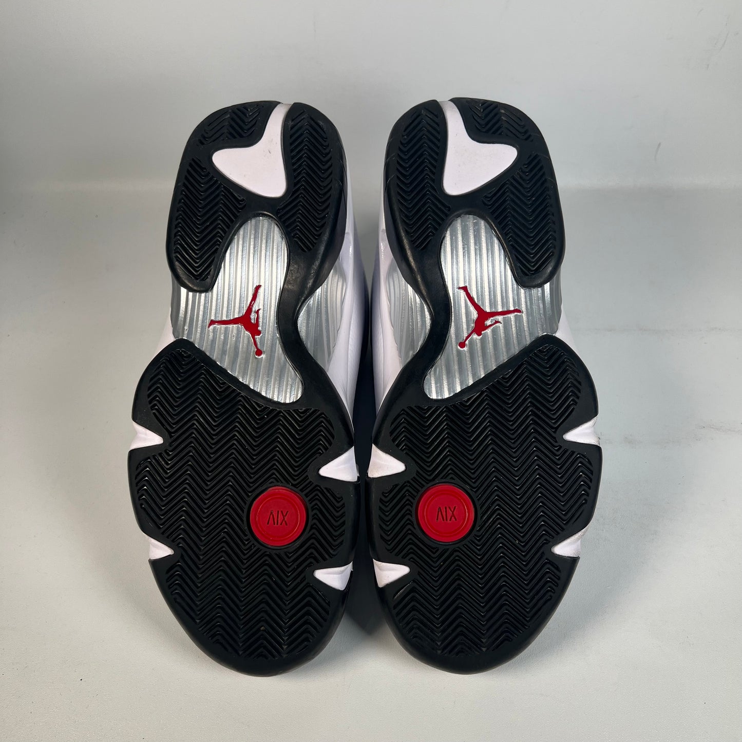 Jordan 14 Black Toe (2024) Size 8.5 USED s22020